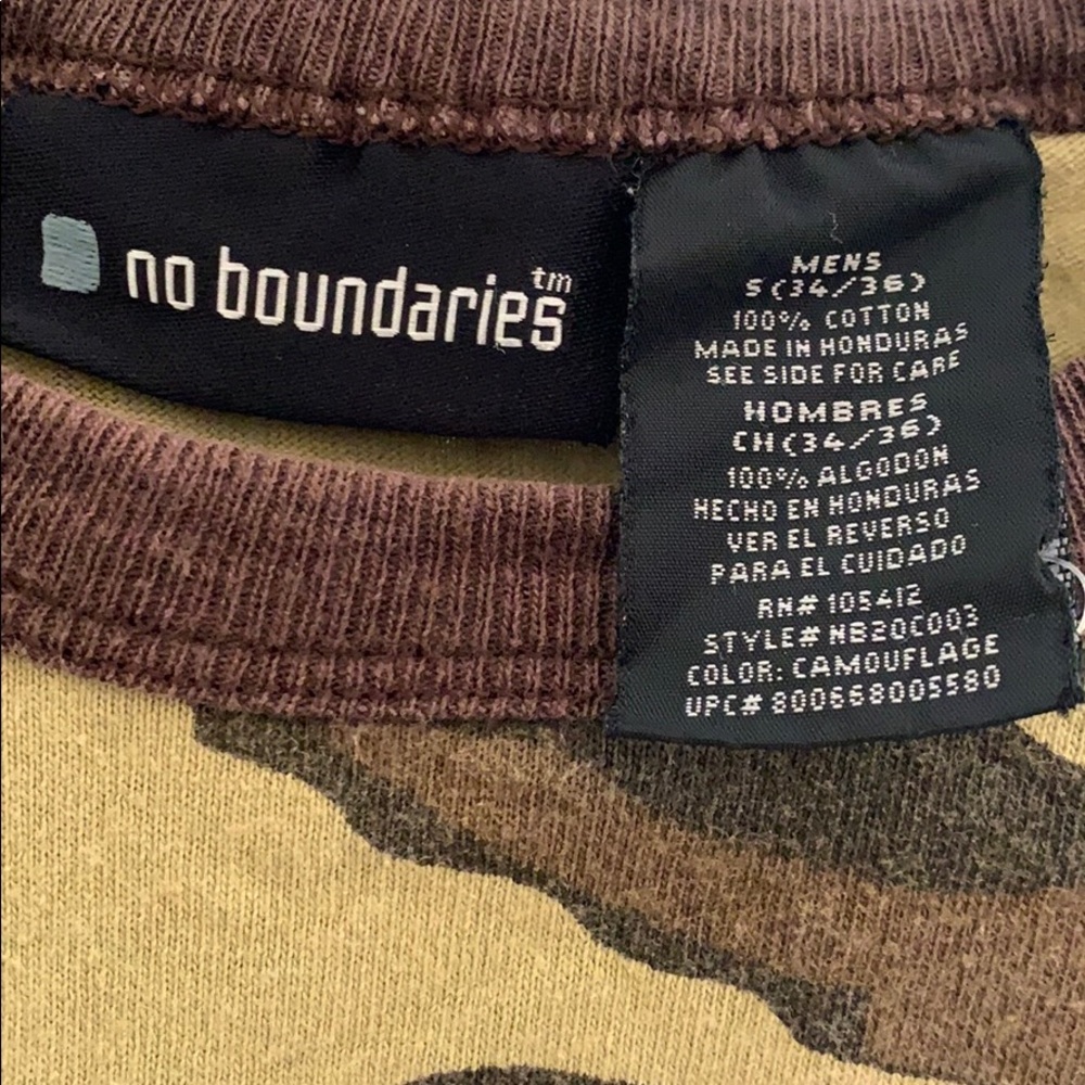 T-shirt - Picture 2 of 2